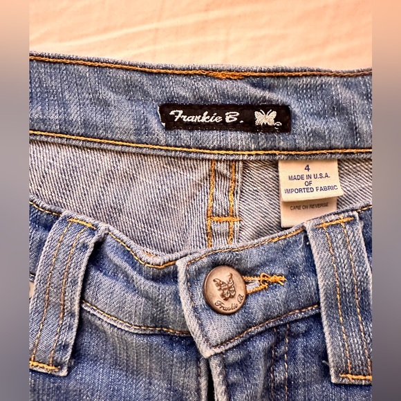 Vintage Frankie B Jeans. Women’s Size 4. Bootcut Low Rise Style. - Picture 4 of 4